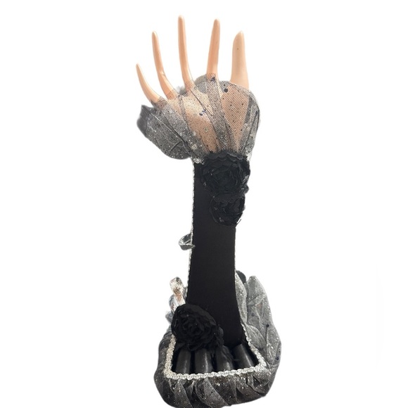 Jewelry Display Holder Bracelet Ring Watch Stand Support Holder
0144 - Picture 4 of 4